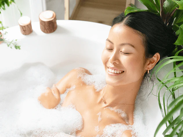 Eucalyptus Body Wash & Bubble Bath - Image 9